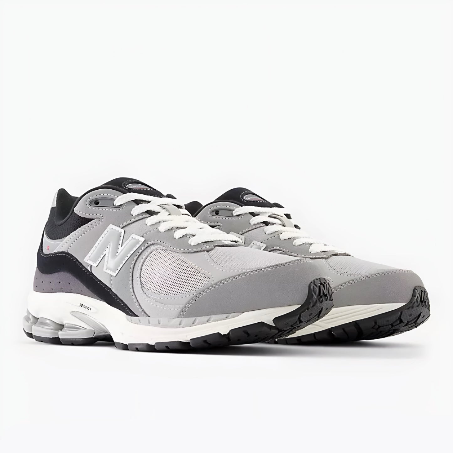 New balance - 2002R