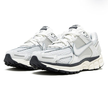 Nike - Vomero 5